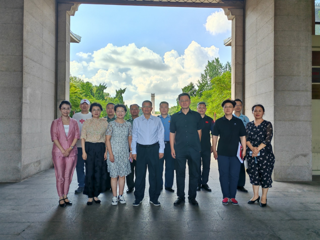凝心聚力促发展 同心共建谱新章——我馆参加军警民共建座谈会